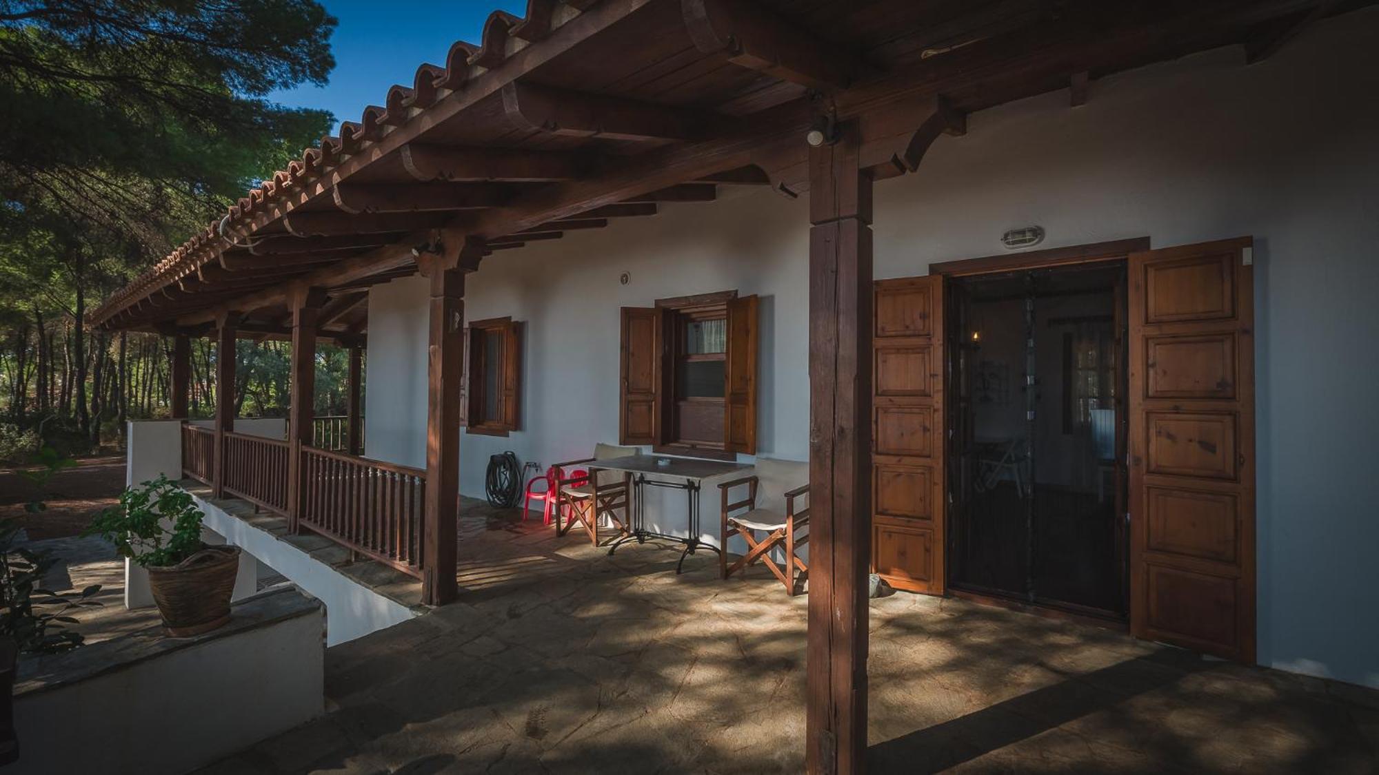 Squirrel Beach Front Villa, Metamorfosi Eksteriør billede